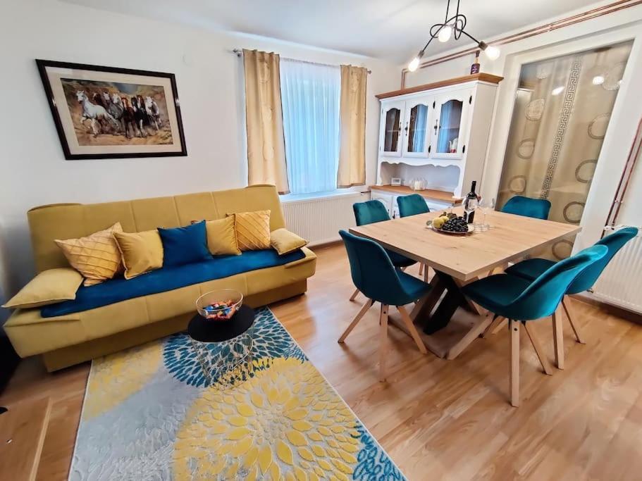 Kuca Za Odmor Villa Cesarica - Zagreb Graberje Ivanićko Extérieur photo